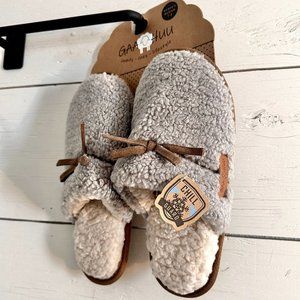 HUU GAA Slippers Womens Sz M 7-8 Berber Soft Comfy Cozy Slide Slip On Scuff Gray